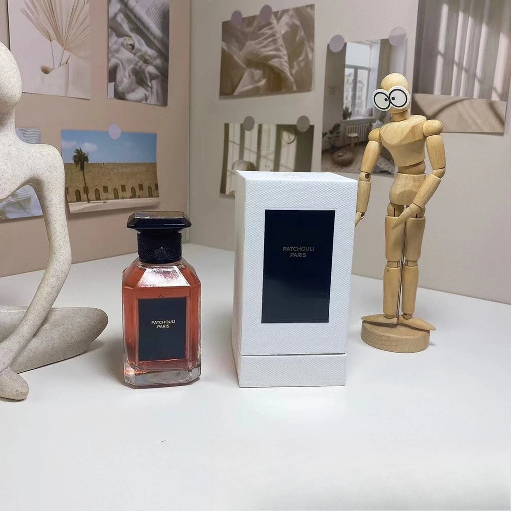 Ouhoe Árabes Woody Floral Notes
