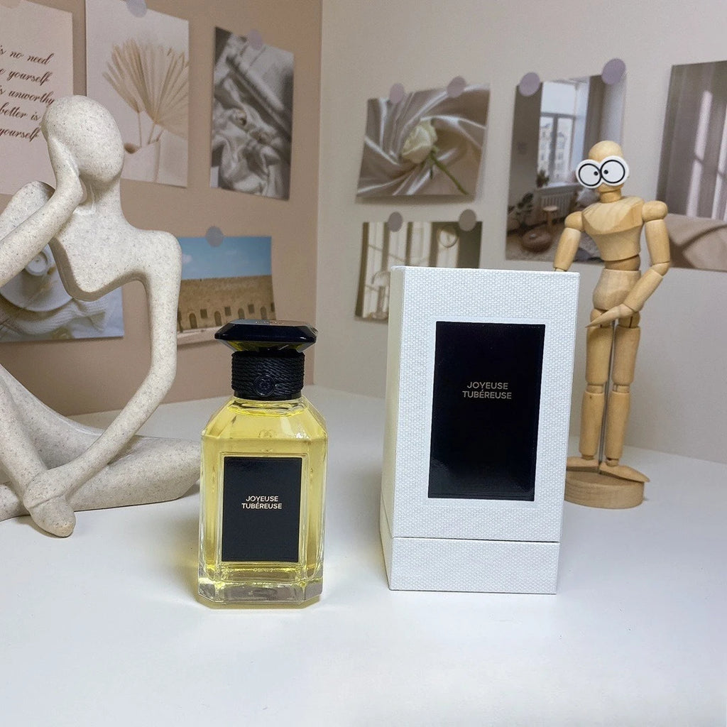 Ouhoe Árabes Woody Floral Notes